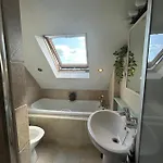 펜션 Gated Community 4 Bedroom Country & Escape *
