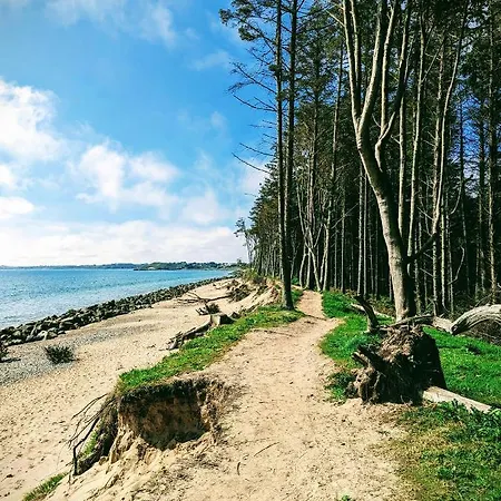 Дом отдыха Gated Community 4 Bedroom Country & Escape Гори