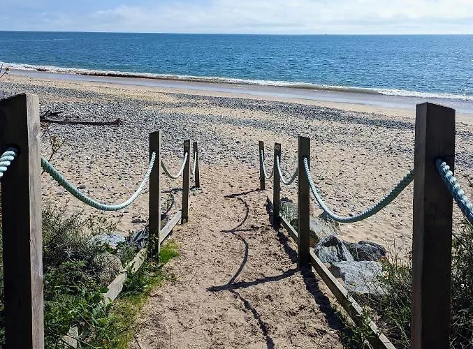 Gated Community 4 Bedroom Country & Escape * Gorey